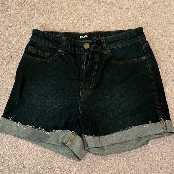 BDG high rise jean shorts - Picture 3 of 3